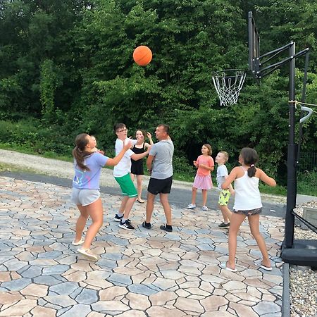 Nibylandia Motylkowa Villa Nowa Wies Grodziska Dış mekan fotoğraf