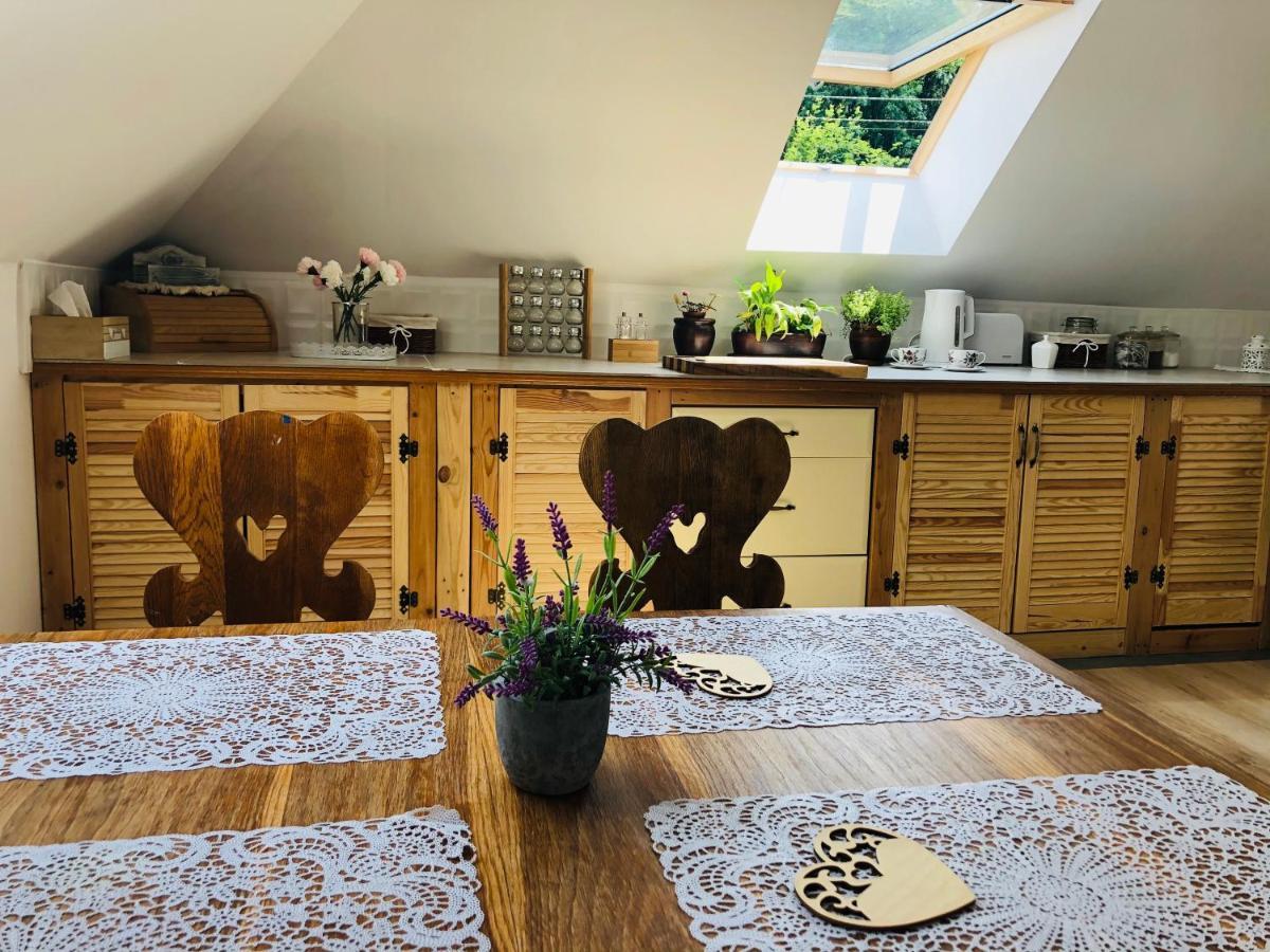 Nibylandia Motylkowa Villa Nowa Wies Grodziska Dış mekan fotoğraf