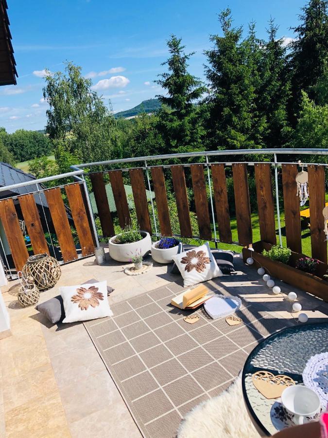 Nibylandia Motylkowa Villa Nowa Wies Grodziska Dış mekan fotoğraf