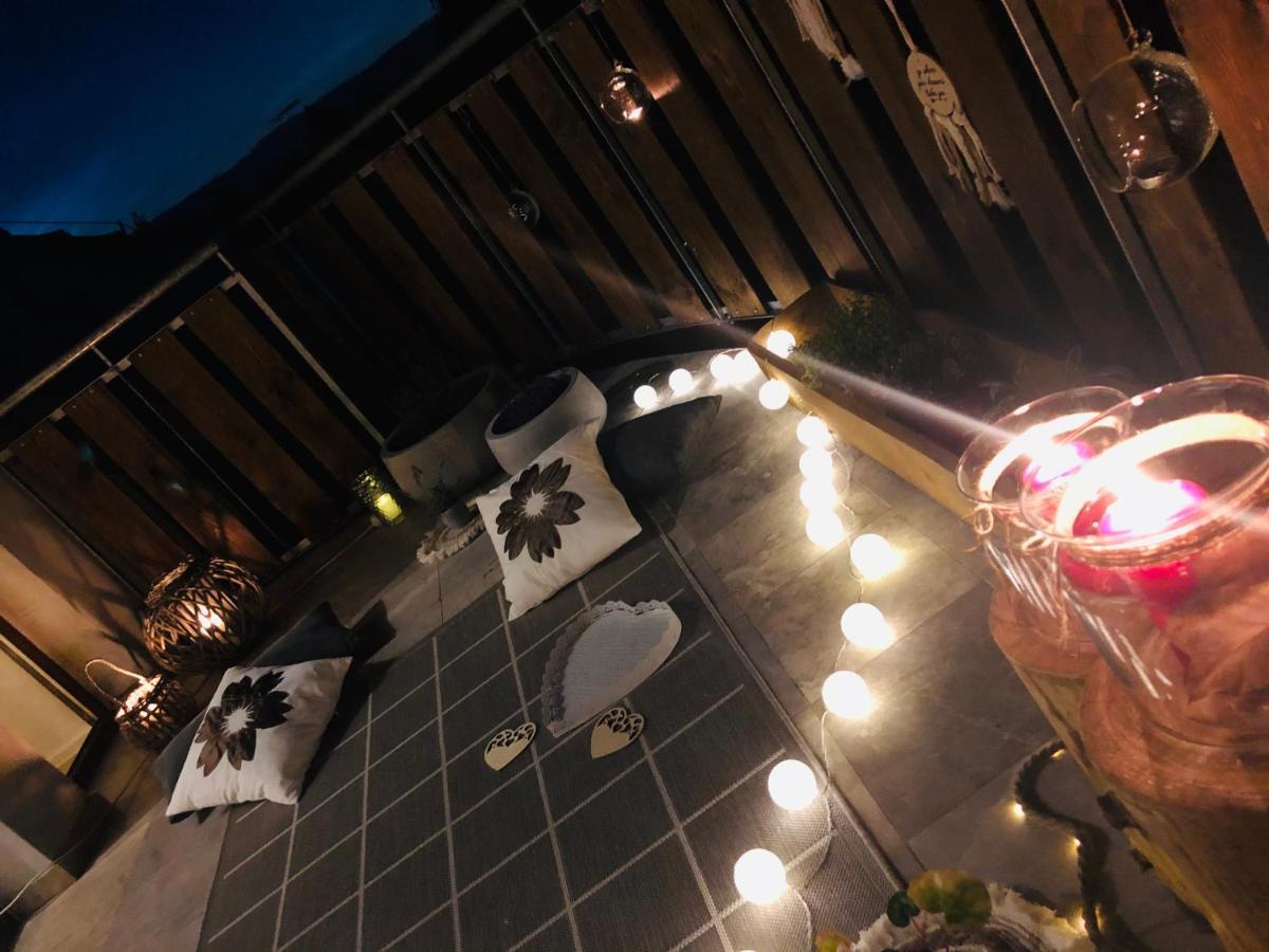 Nibylandia Motylkowa Villa Nowa Wies Grodziska Dış mekan fotoğraf